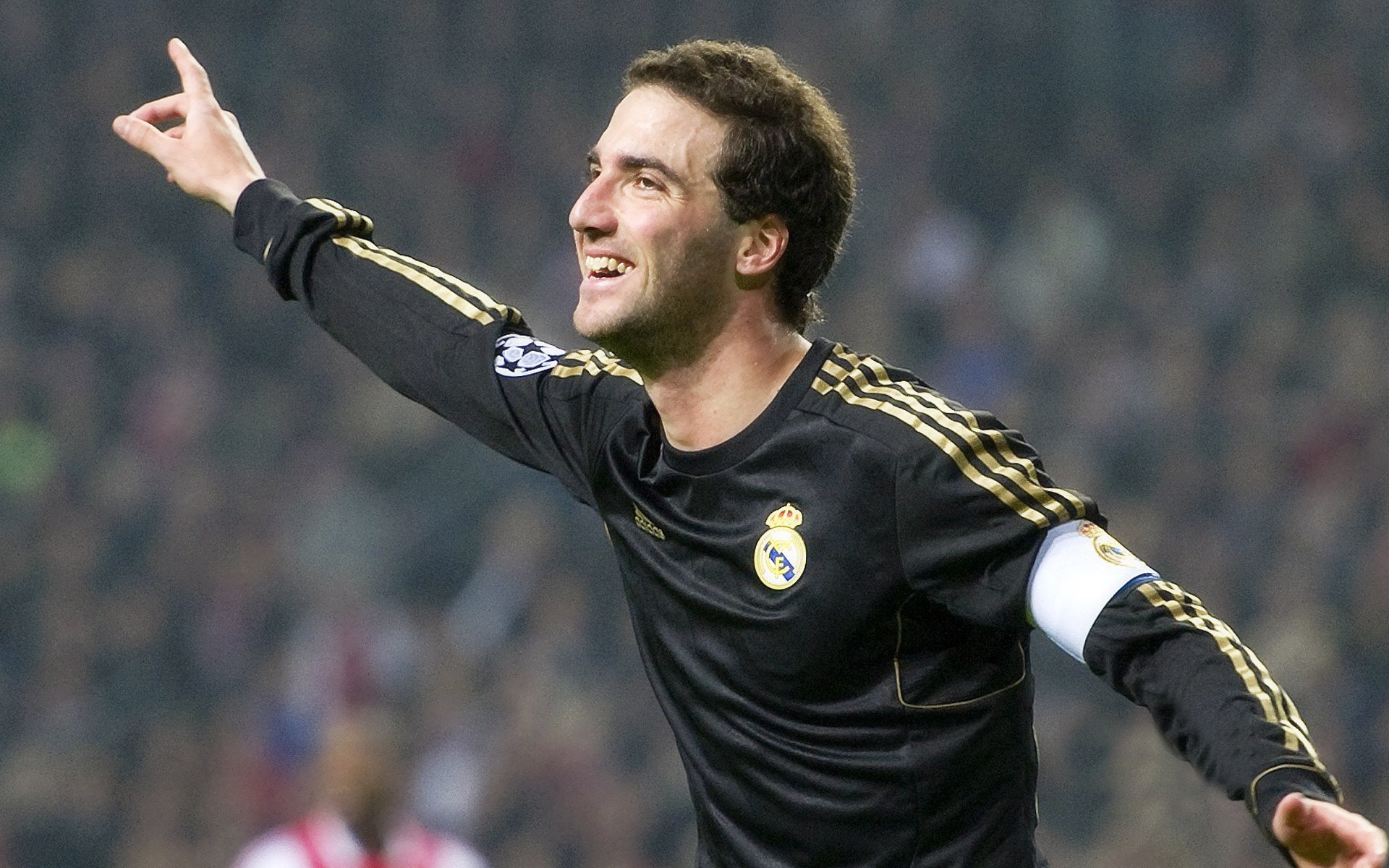 开云中国-田径接力世锦赛中国女队获得银牌，中国田径女子接力